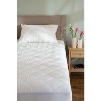 Soak&Sleep Soft Touch Mattress Protector in White | Size: King