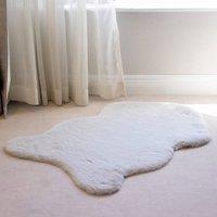 Voltico Super Soft Faux Fur Rug - Luxury Accent Rug for Bedroom & Lounge in Cream | Size: 100 cm x 110 cm