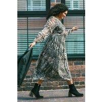 Roman Women's Curve Animal Print Frill Midi Dress in Beige | Size: 18