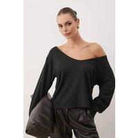 WOVCOR Women's Open Shoulder V-Neck Stretch Knit Blouse in Black | Size: Small