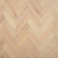 Vinyl Flooring UK Herringbone Engineered Flooring Frinton Oak Smooth UV Oiled in Natural