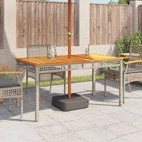 Berkfield Home Garden Table Grey 140x80x75 cm Poly Rattan Acacia Wood | Size: 140 x 80 x 75 cm