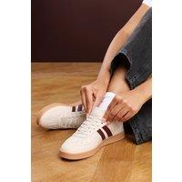 Where's That From Women's 'Xia' Classic retro lace up trainer with stripes in Beige | Size: 3