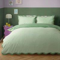 Furn Wiggle Scallop Duvet Cover Set in Green | Size: Super King