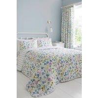 Dreams & Drapes 'Sweetpea Floral' Quilted Bedspread