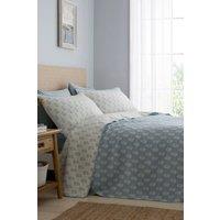 Dreams & Drapes 'Block Floral' Quilted Bedspread in Blue