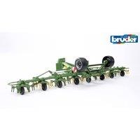 Bruder 1:16 Krone trailed rotary tedder with running gear KWT 8.82 in Green | Size: 1 Pack