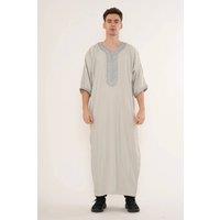 Thobez Men's Moroccan Thobe Half Sleeve Gandoura Embroidery Kaftan Eid Ramadan in Light Grey | Size: 56R