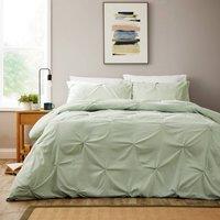 New Edge Blinds Pintuck Duvet Set in Light Green | Size: Super King