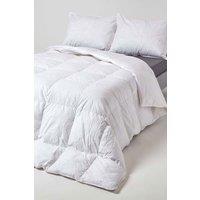 Homescapes Goose Feather & Down All Seasons Duvet in White | Size: Super King