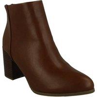 Down To Earth Women's Block Heel Ankle Boots - Classic Faux Leather in Brown | Size: 7