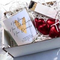 KDMD New Home Scented Candle Gift Set in Gold
