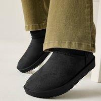 Regatta Risley Short Waterproof Boots in Jet Black | Size: Infant 10