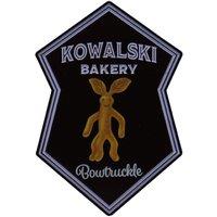 FANTASTIC BEASTS Limited Edition Bowtruckle Pin Badge in Black