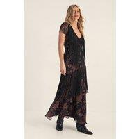 NastyGal Women's Floral Chiffon Fringe Maxi Dress in Black | Size: 10