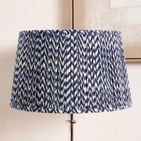 Ruma Navy Blue Chevron Tapered Pleat Shade for Floor Lamps | Size: 20 inches
