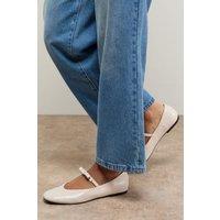 Oasis Women's Pippin Bow Detail Mary Jane Ballet Pumps in Beige | Size: 6