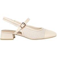 Caprice Women's 'Voyage's Open Court Shoes in Off-White | Size: 5.5