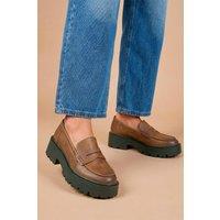Faith Women's : Thea Faux Leather Chunky Loafers in Dark Tan | Size: 5
