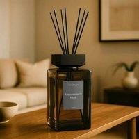 Madison & Mayfair 2 Litre Amberwood & Musk Reed Diffuser in Brown