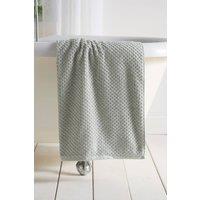 Dreams & Drapes 'Popcorn Check' Jacquard Towel in Green
