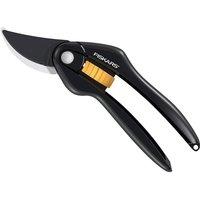 Fiskars Singlestep Bypass Pruner P26 in Black
