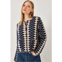 Bianco Lucci Women's Ribbed Patterned Crop Cardigan with Button Closure