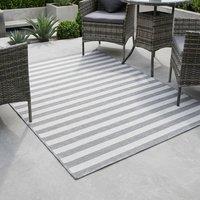 Garden Greatness Stylish Outdoor Woven Rug Large Stripe | Size: 45 cm x 75 cm