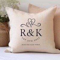 Aye Do Gifts Personalised Entwined Hearts Cushion in Cream | Size: 40 cm x 40 cm