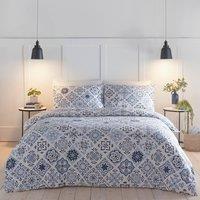 Portfolio Home Porto Geometric Bohemian Duvet Cover Quilt Set With Pillow Case in Blue | Size: Single