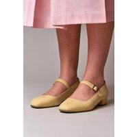 Moshulu Women's 'Hebei' Front Buckle Block Heels in Yellow | Size: 5