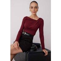 WOVCOR Women's Asymmetric Neck Drape Detail Stretch Knit Fitted Blouse in Burgundy | Size: XS
