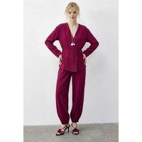 Bianco Lucci Women's Belt Detailed Blouse & Jogger Pants Two Pieces Set in Magenta | Size: Medium