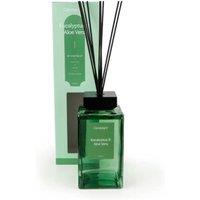 Madison & Mayfair 2 Litre Eucalyptus & Aloe Vera Reed Diffuser in Green