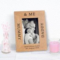 Uniqueful Personalised Mummy Daddy & Me Wood Picture Frame 7 x 5 New Baby in Brown