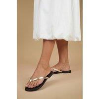 Dorothy Perkins Women's Wide Fit Candy Faux Leather Toe Post Flat Sandals in Gold | Size: 3