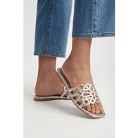 Good For the Sole Women's : Amelie Faux Leather Lattice Detail Sliders in Gold | Size: 7