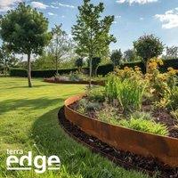 Woven Wood 100cm Corten Steel Lawn Edging 7.5cm High (1 Set / 5pcs) in Light Brown