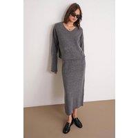 MixRay Women's V-neck Knitwear Sweater & Skirt Co-ord Set in Dark Grey | Size: Medium/Large