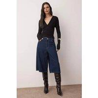 WOVCOR Women's V Neck Regular Knit Blouse with Flowy Fit & Back Detail in Black | Size: XS