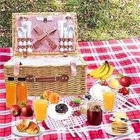 SPETLEK Wicker Picnic Basket Set for 4 Persons Outdoor for Picnics in Brown
