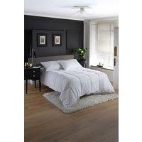 The Lyndon Company Hotel Premium Soft Touch 13.5 Tog All Year Round Duvet in White | Size: Double