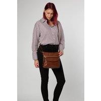 NiNa Amora Women's 'Carina' Leather Cross Body Bag in Brown