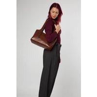 NiNa Amora Women's 'Contessa' Leather Handbag in Brown