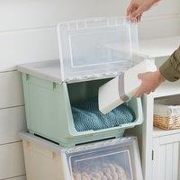 Living and Home Stackable Plastic Storage Box with Lid and Wheels in Green
