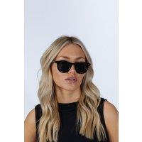 SVNX Classic Bold Rounded Sunglasses in Black