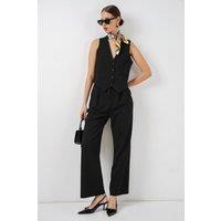 Big Dart Women's V-neck Crepe Waistcoat in Black | Size: XL