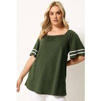 Yours Women's Short Sleeve Swing Blouse in Dark Green | Size: 26-28