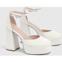Faith Women's : Cadence Satin Closed Toe Chunky Platform Heeled Shoes in White | Size: 7