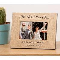 Uniqueful Personalised Our Wedding Day Wood Picture Frame 7x5 for Couple in Beige | Size: 1 Pack